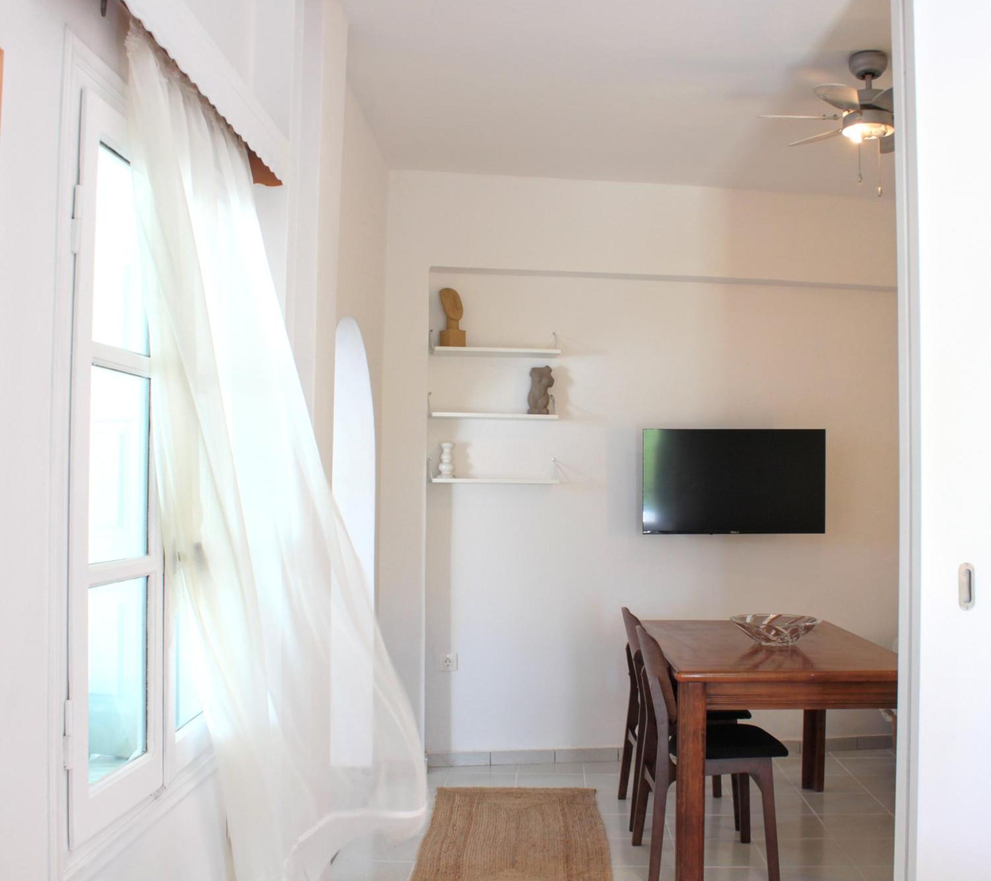 Lithi Stylish Apartments- Eco Luxury Apartment